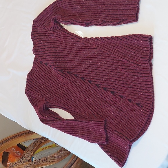 Style & Co   Dark red Sweater .Size Small .Great Condition. - Picture 6 of 8